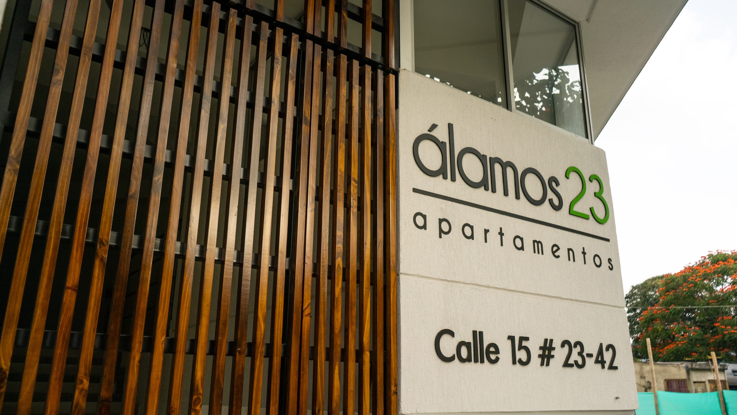 Álamos 23 - Portería